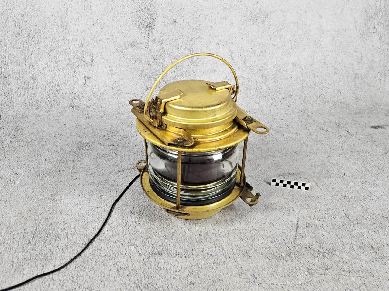 LAMPA OKRĘTOWA