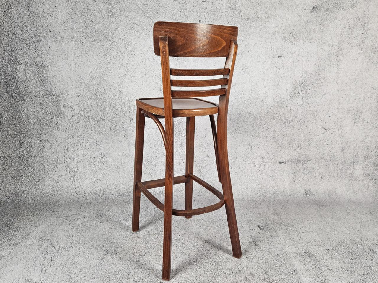 BAR STOOL