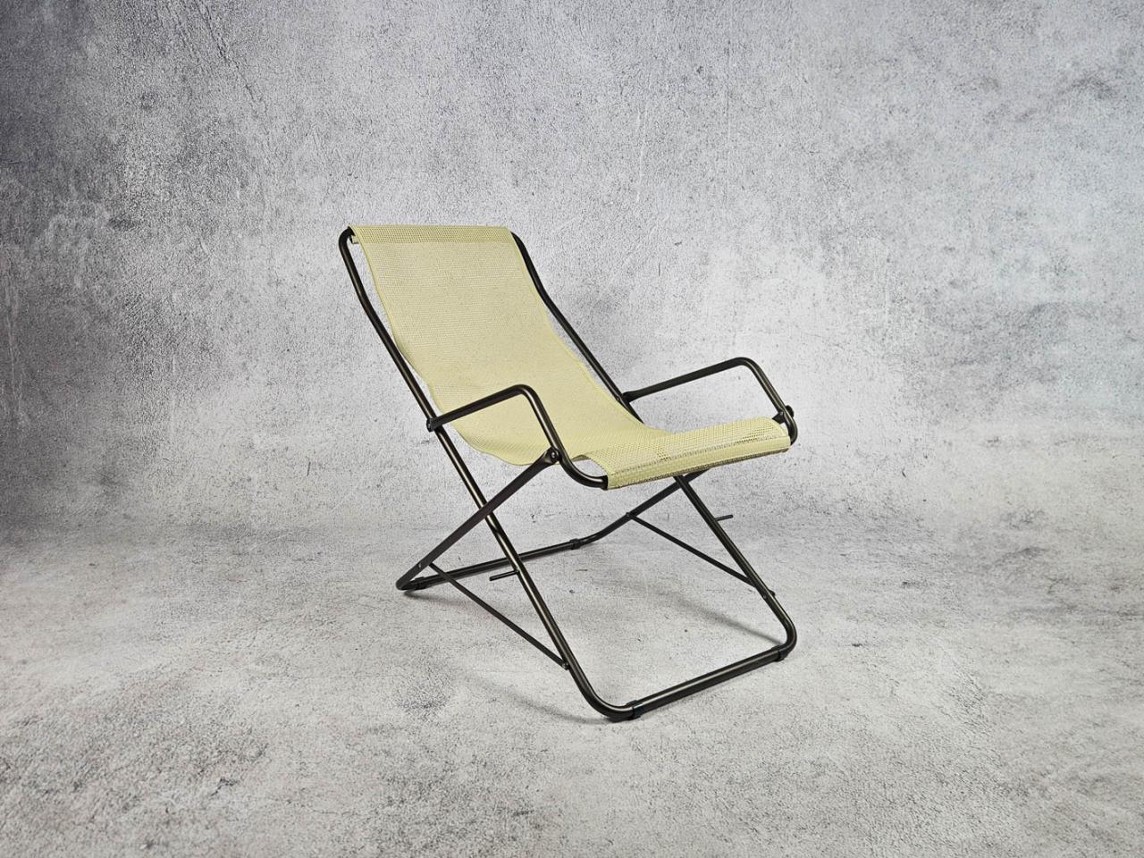 DECKCHAIR