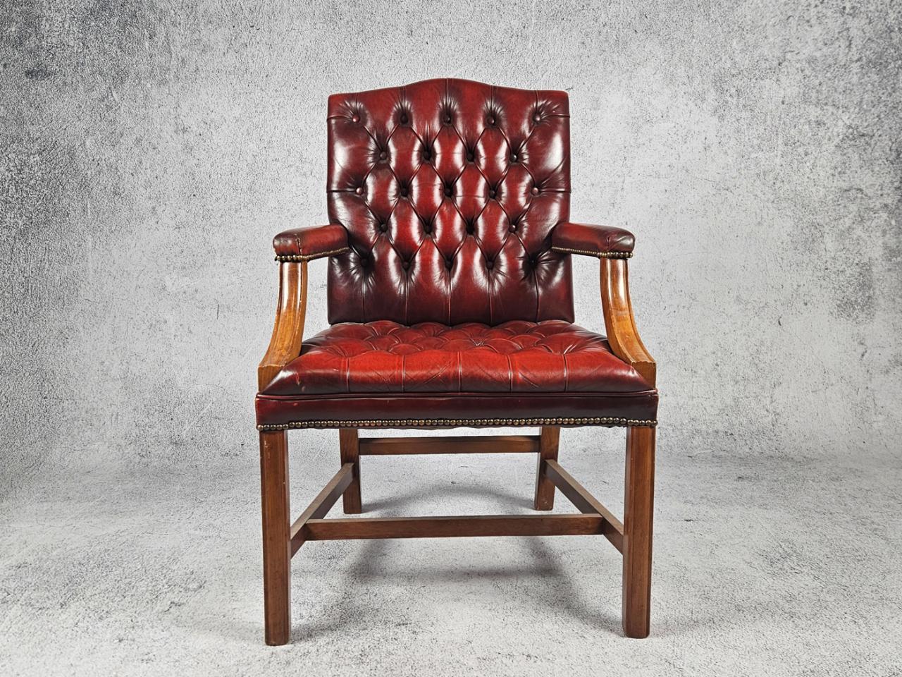 ARMCHAIR