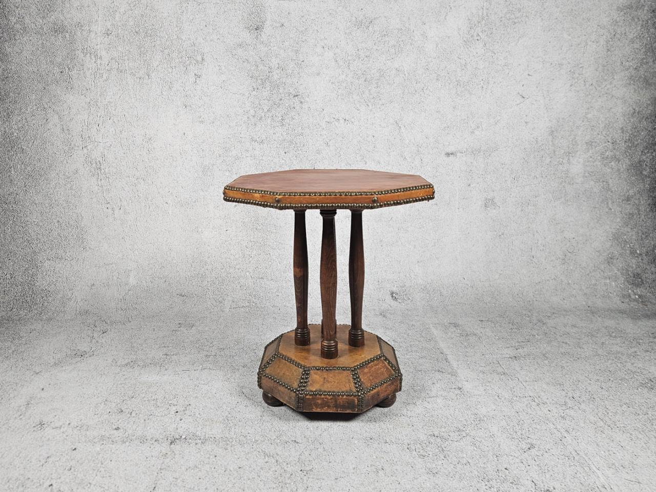 SMALL TABLE