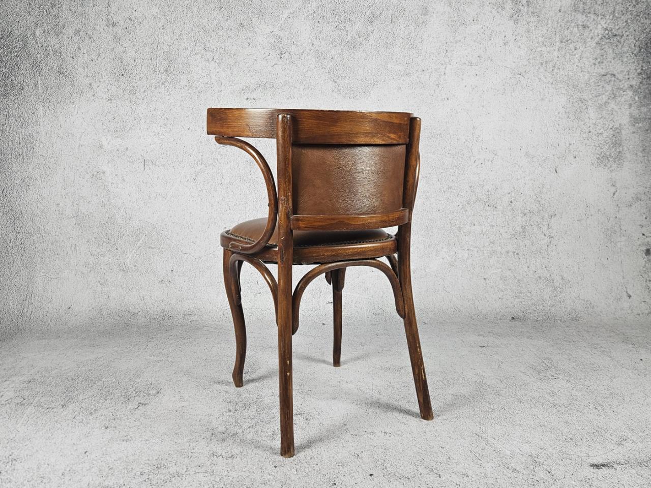 ARMCHAIR