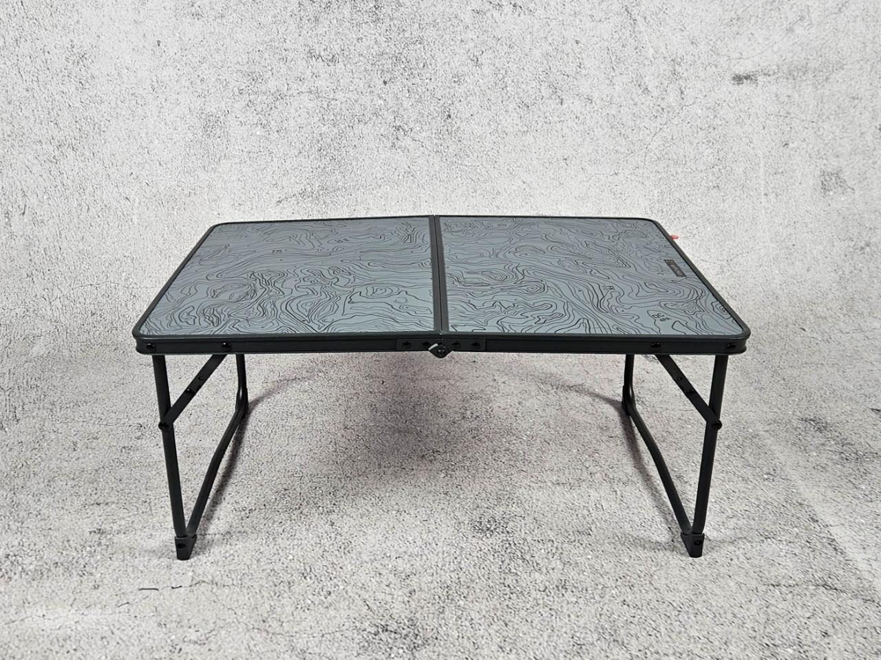 FOLDING TOURIST TABLE