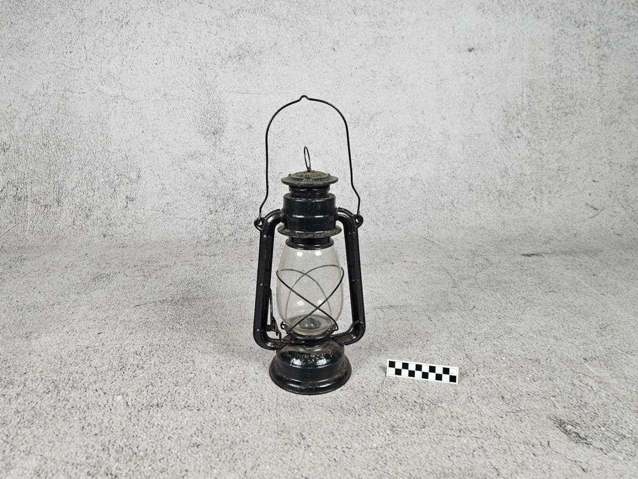 LAMPA NAFTOWA