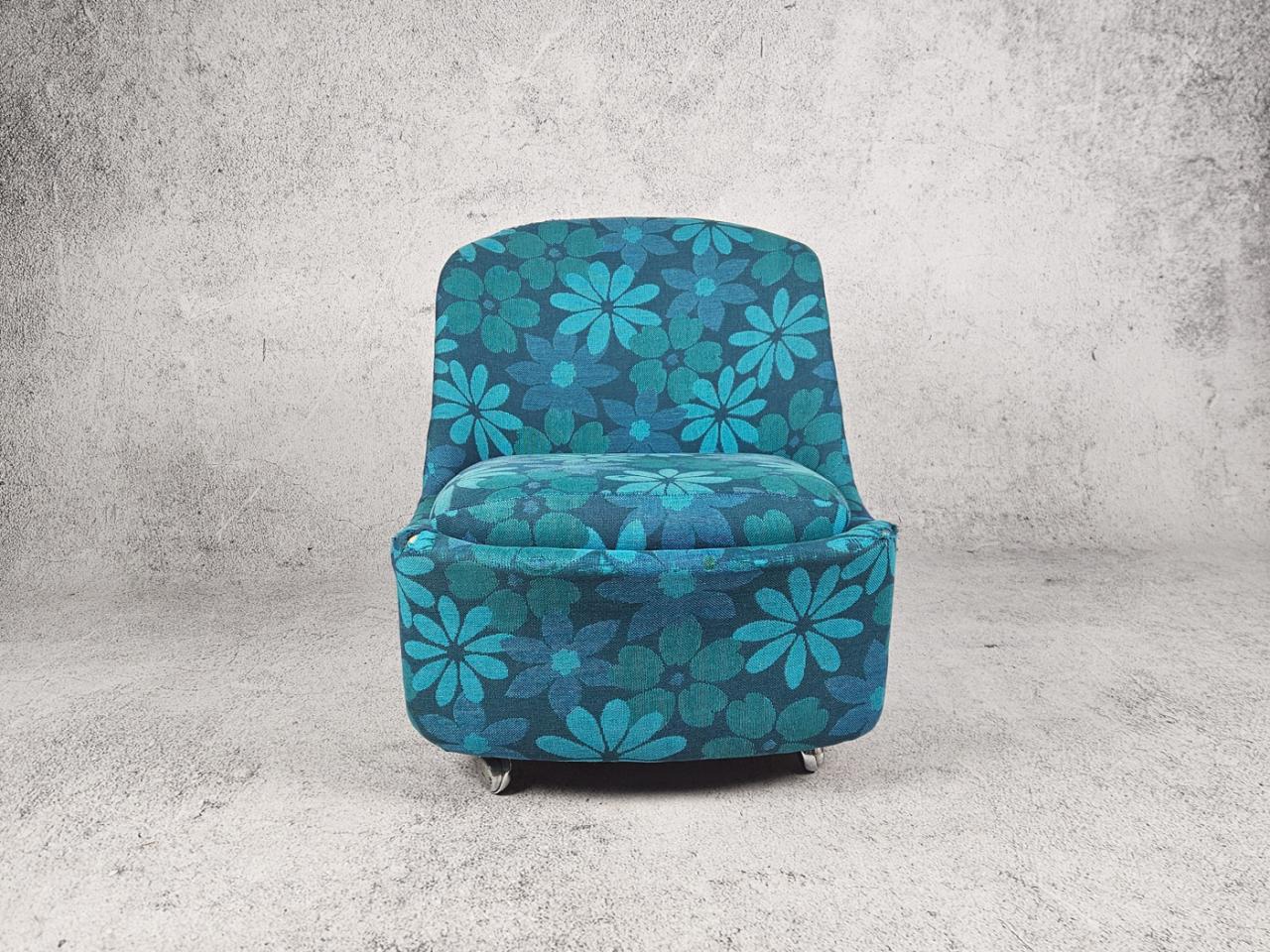 ARMCHAIR