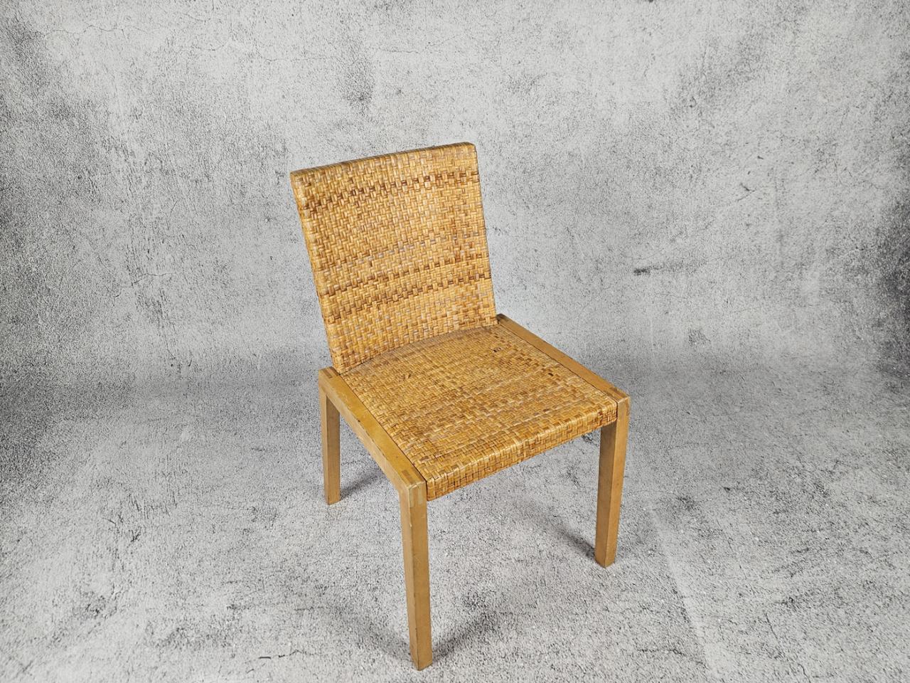 CHAIR