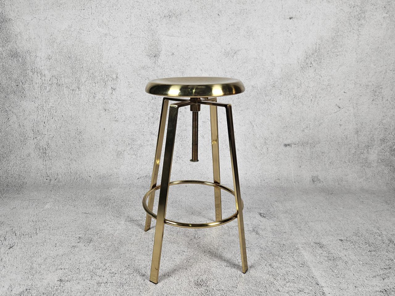 BAR STOOL