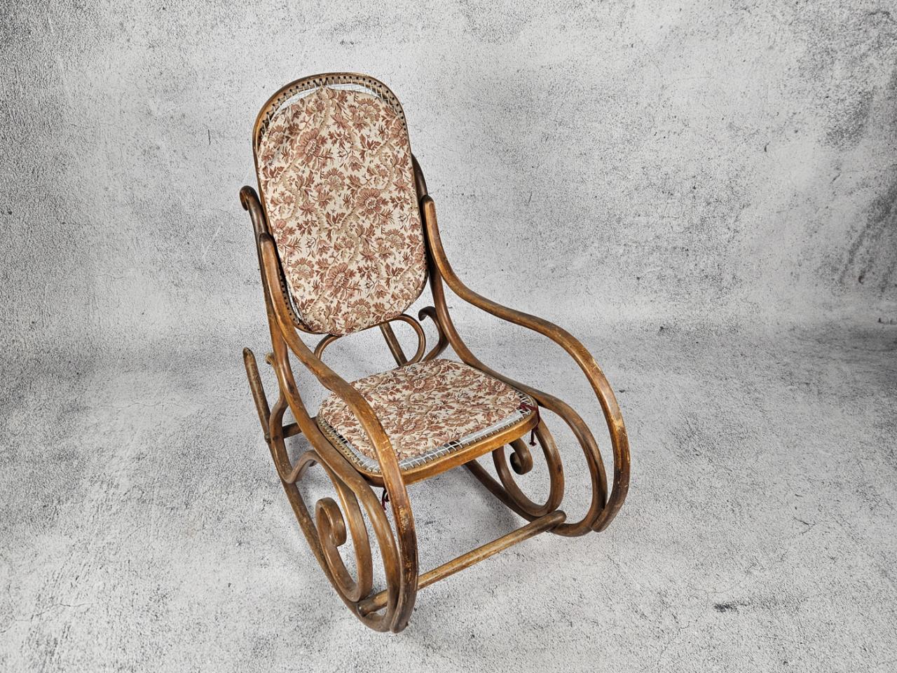 FOTEL BUJANY
