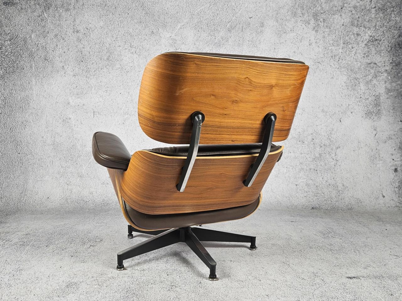 FOTEL OBROTOWY INSP. VITRA EAMS