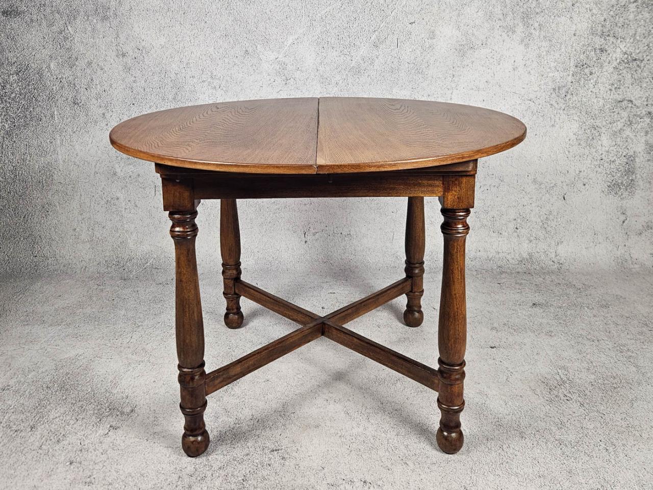 EXTENDABLE TABLE