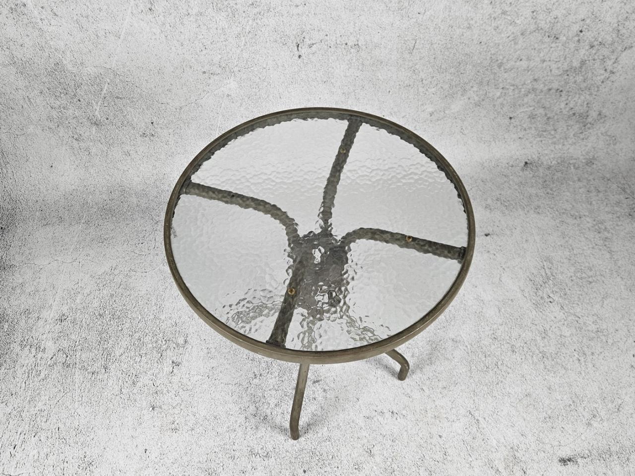 CAFE RESTAURANT TABLE