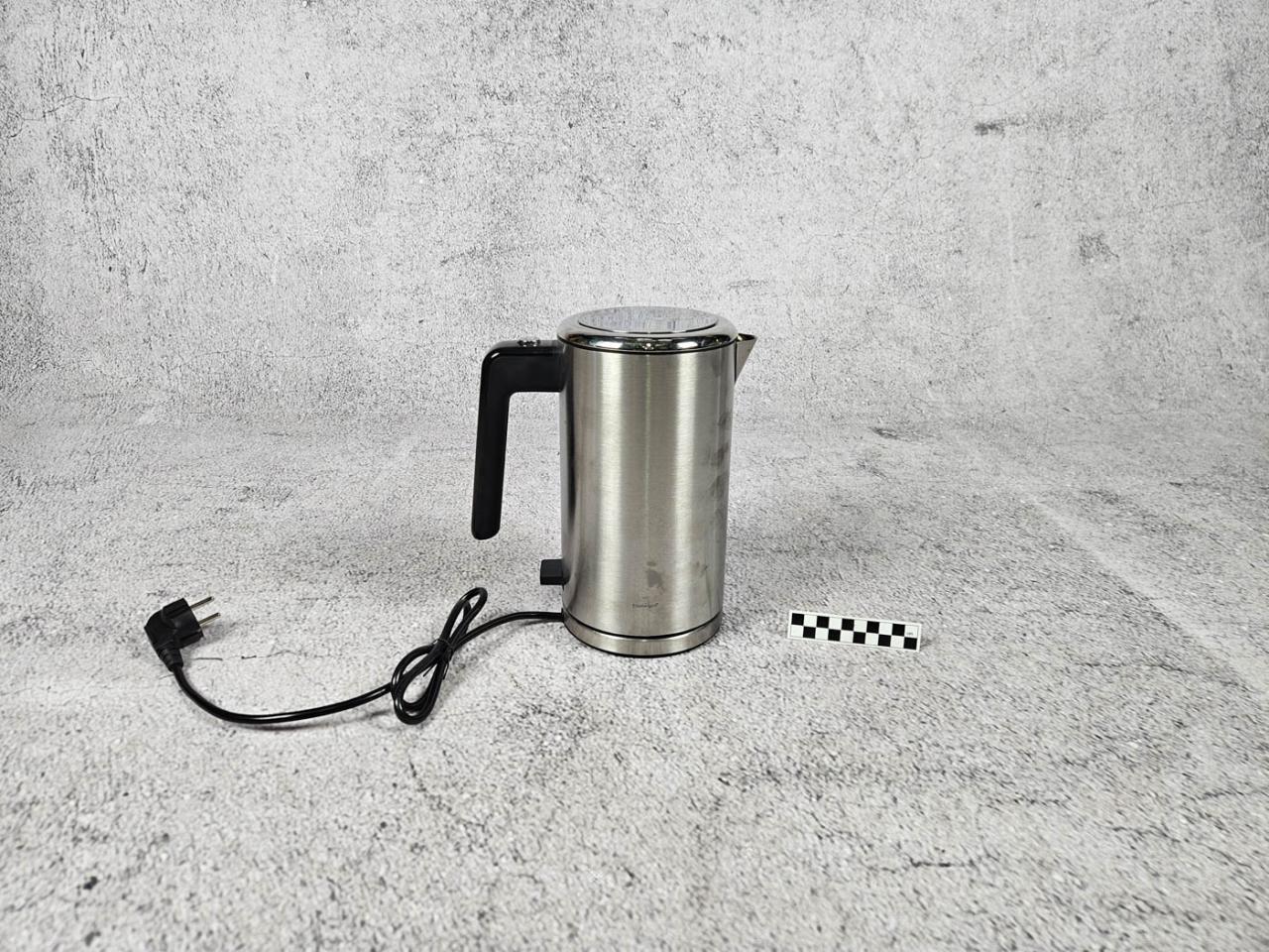 ELECTRIC KETTLE
