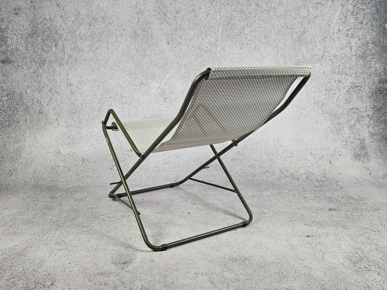 DECK CHAIR