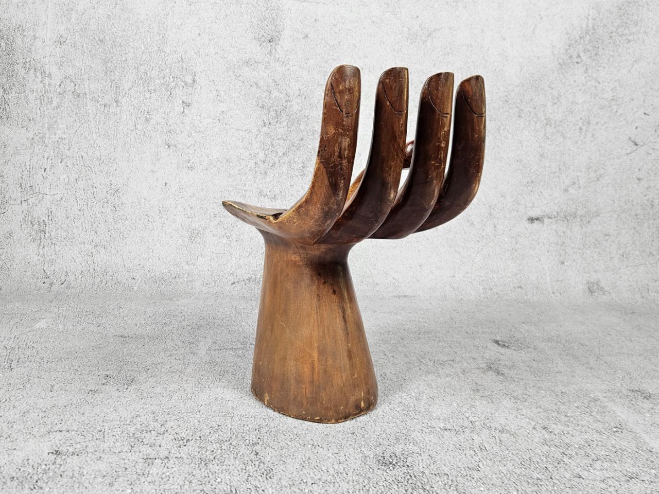 HAND CHAIR
