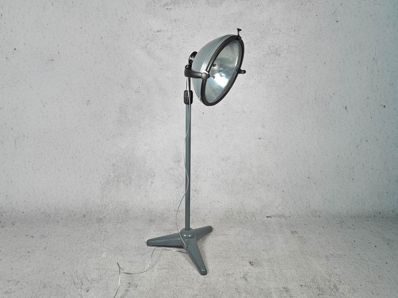 LAMPA PODŁOGOWA
