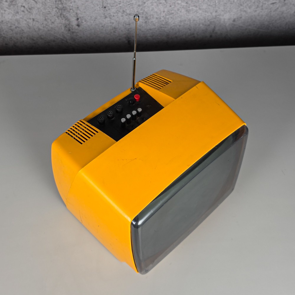 TELEWIZOR UNITRA, POLSKA LATA 80-TE