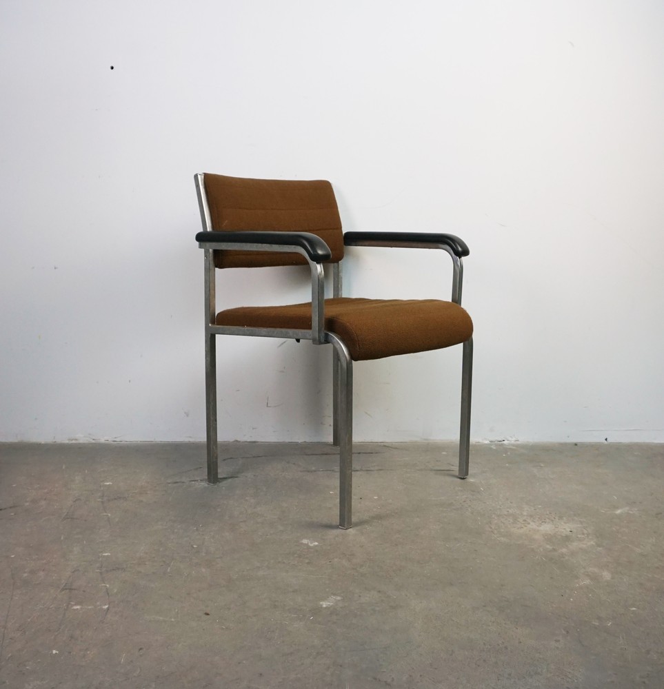 FOTEL BAUHAUS