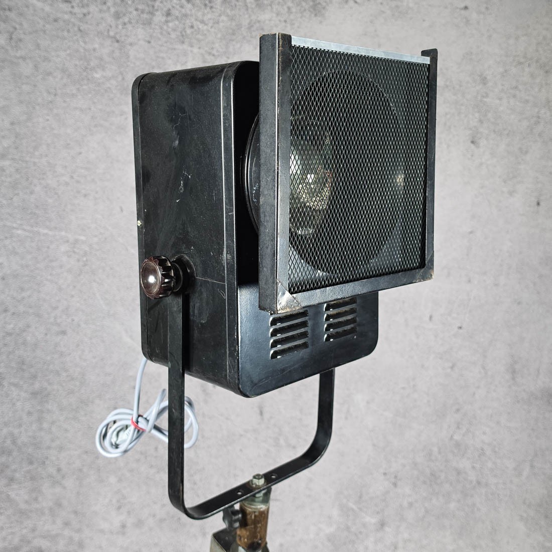 LAMPA FILMOWA