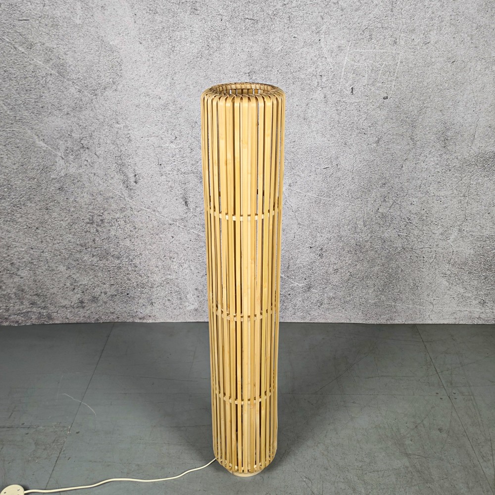 LAMPA PODŁOGOWA