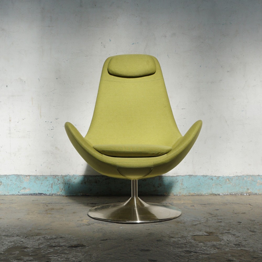 ZIELONY FOTEL SPACE AGE
