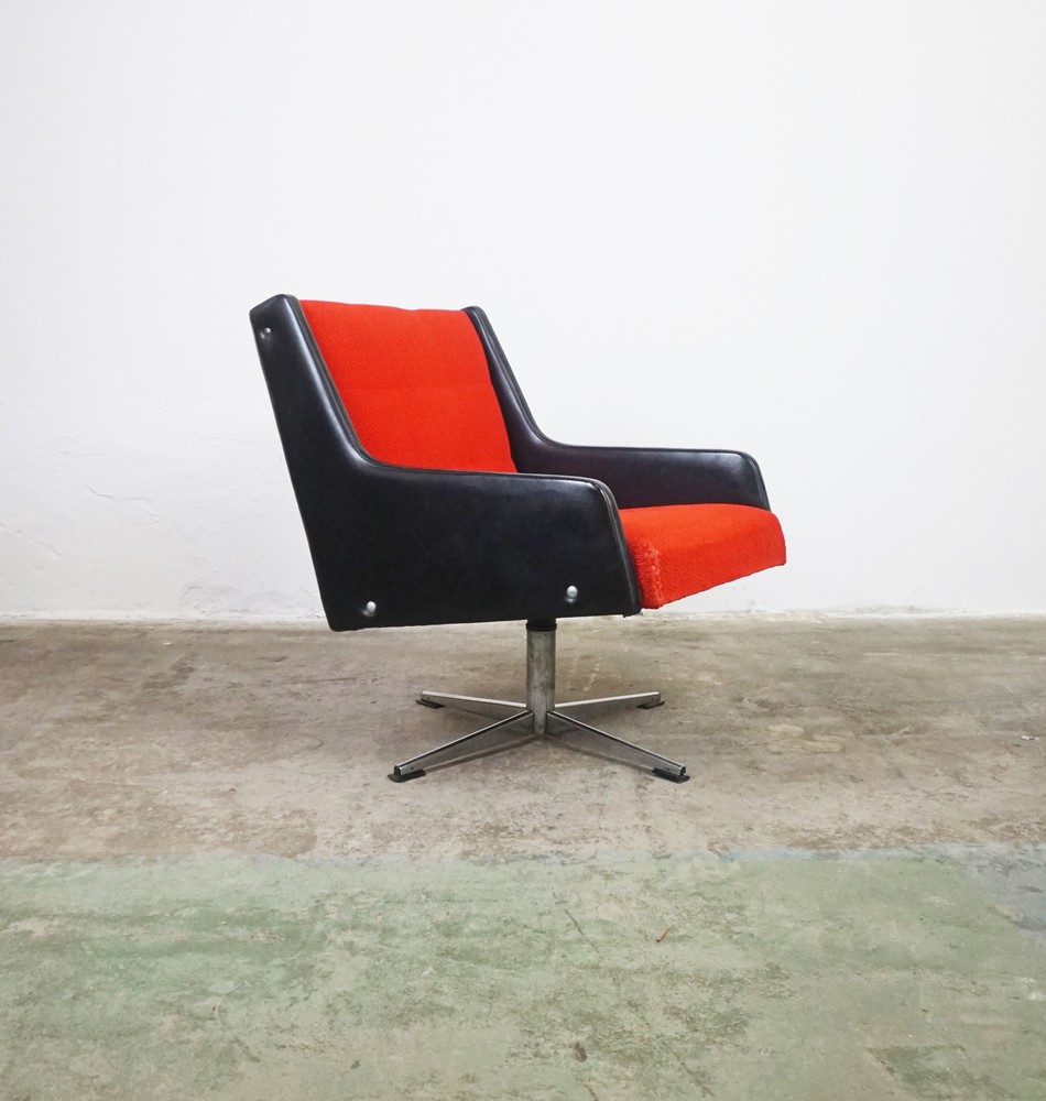 FOTEL RED & BLACK