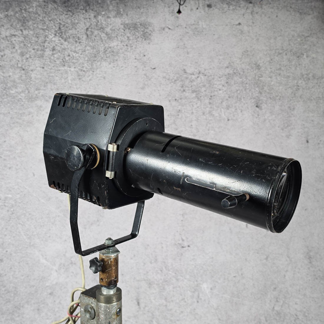 LAMPA FILMOWA