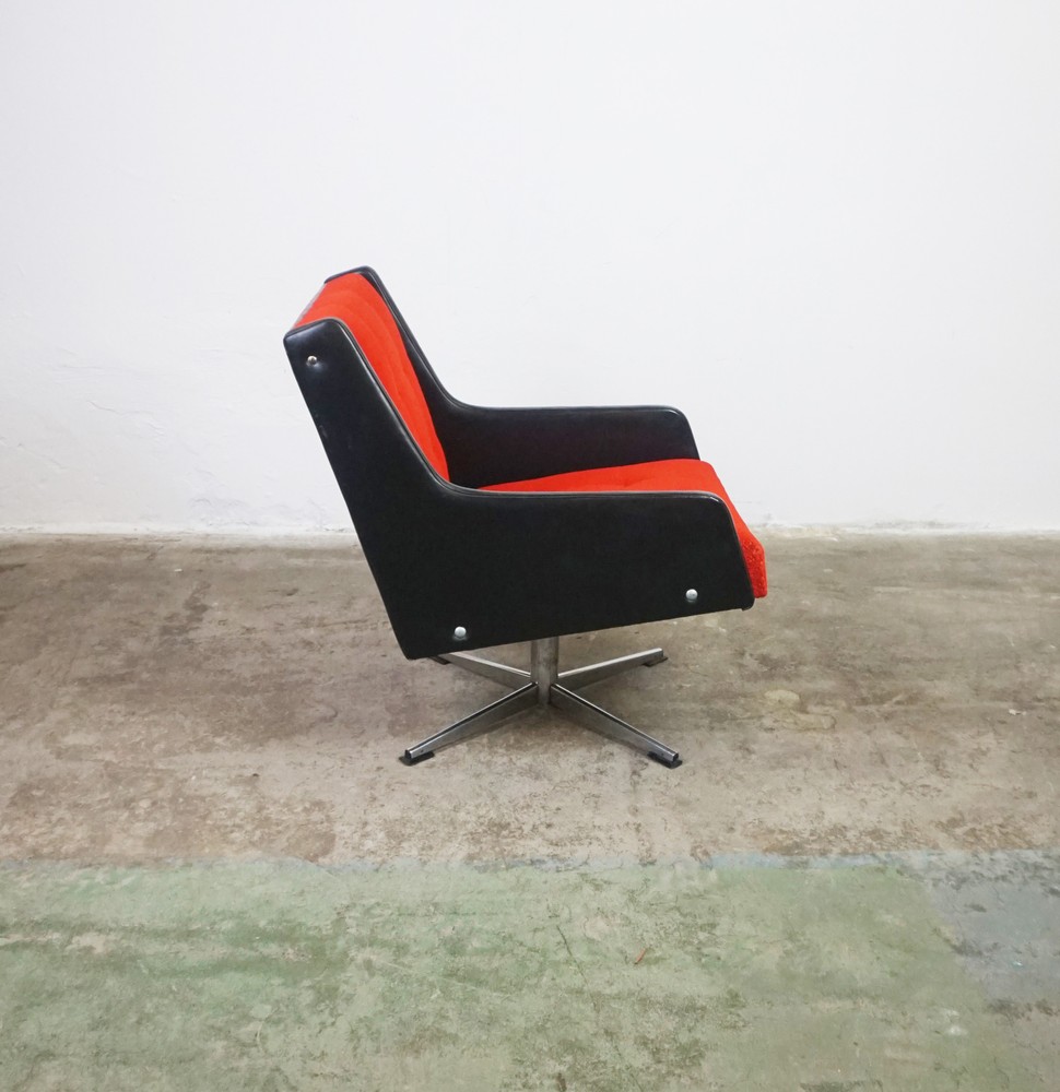 FOTEL RED & BLACK
