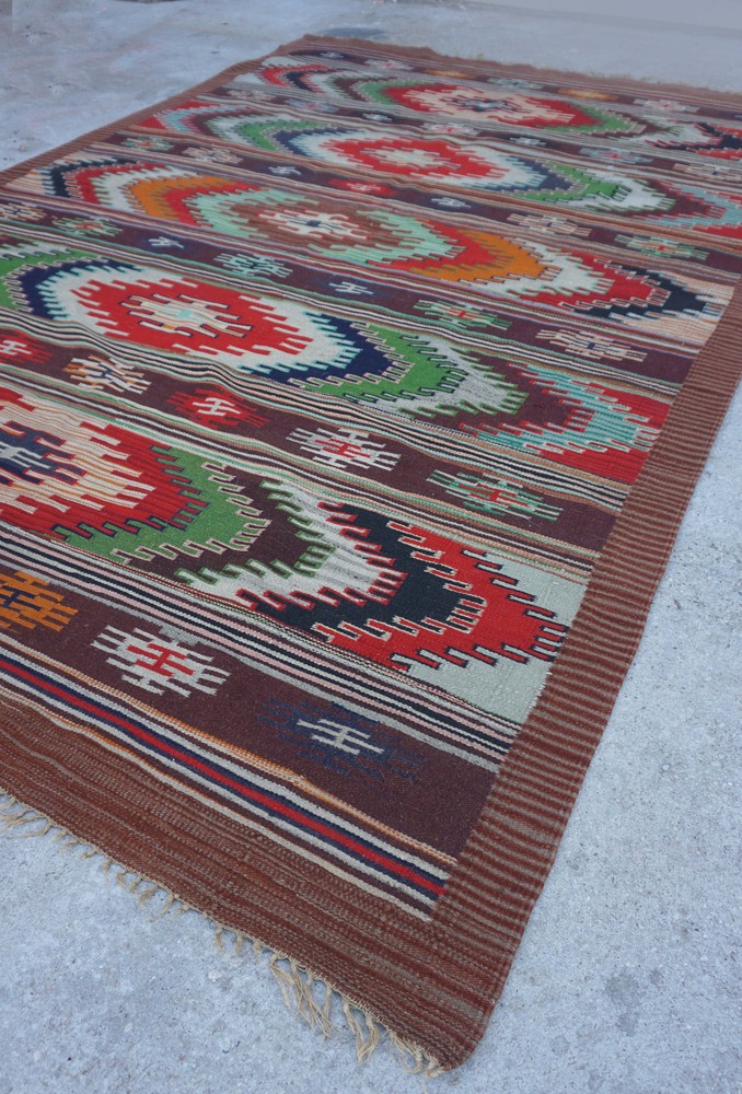 DYWAN KILIM