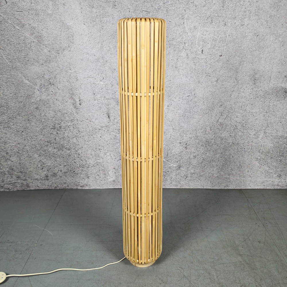 LAMPA PODŁOGOWA