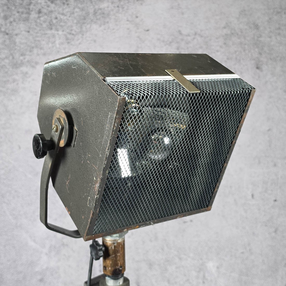 FILM LAMP