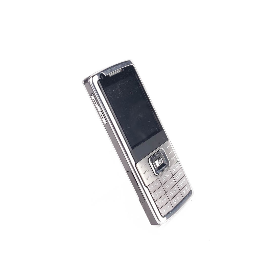 telefon komórkowy Samsung SGH-L700