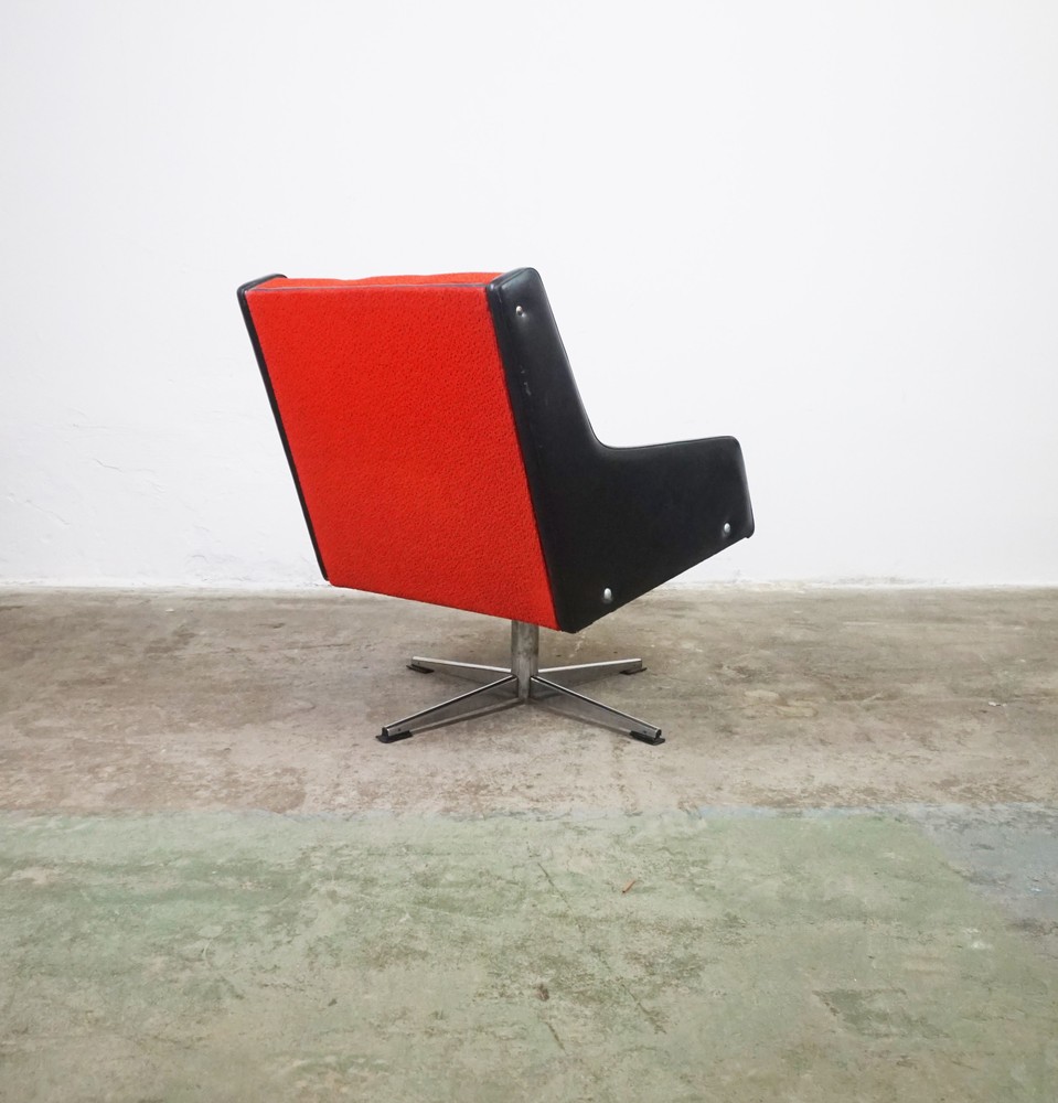 FOTEL RED & BLACK
