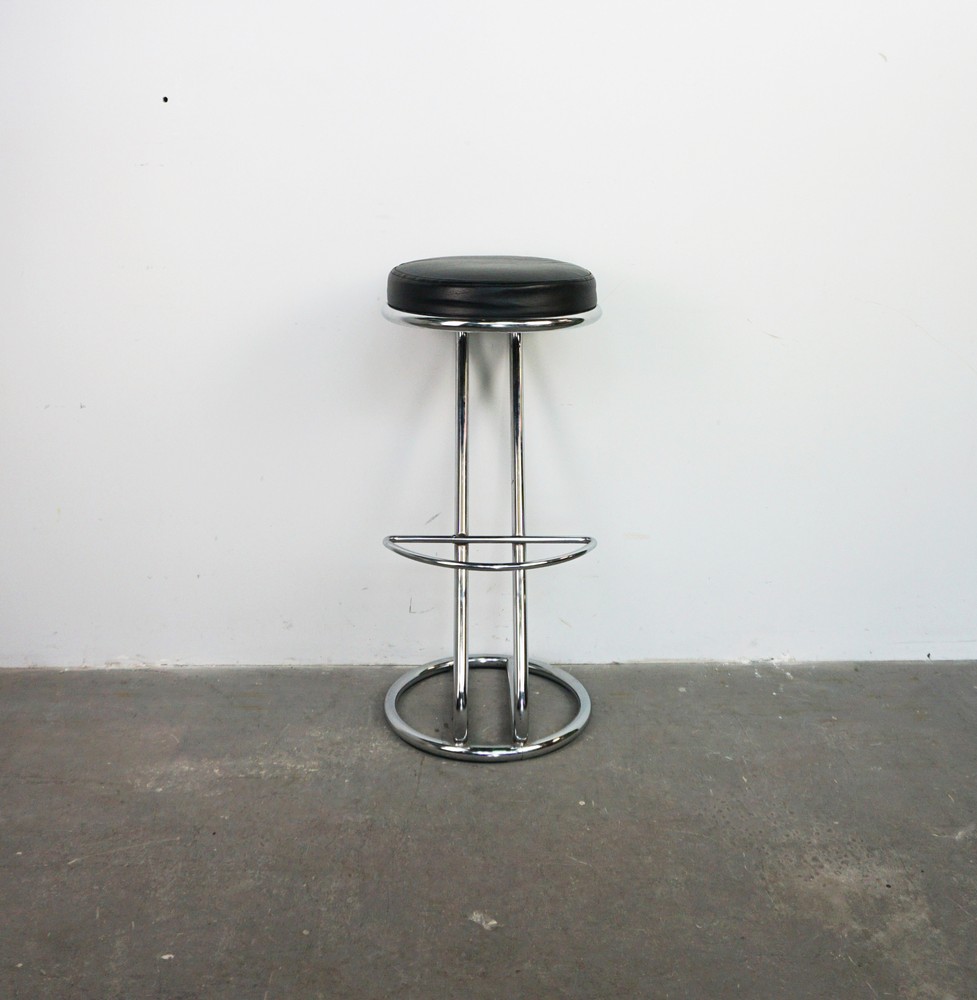 HOKER EILEEN GRAY