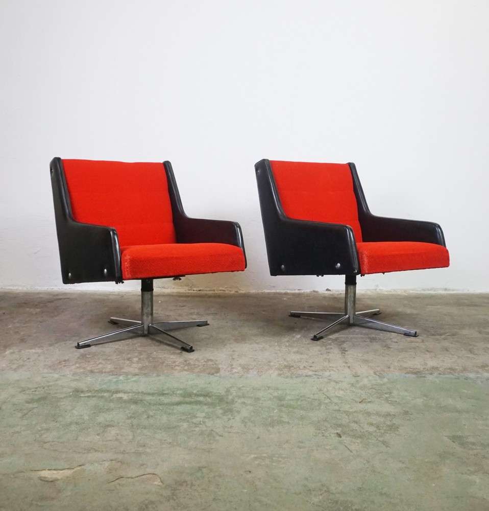 FOTEL RED & BLACK