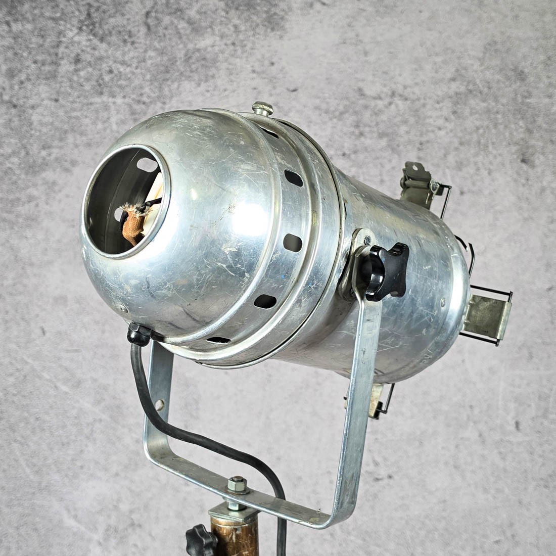 LAMPA FILMOWA