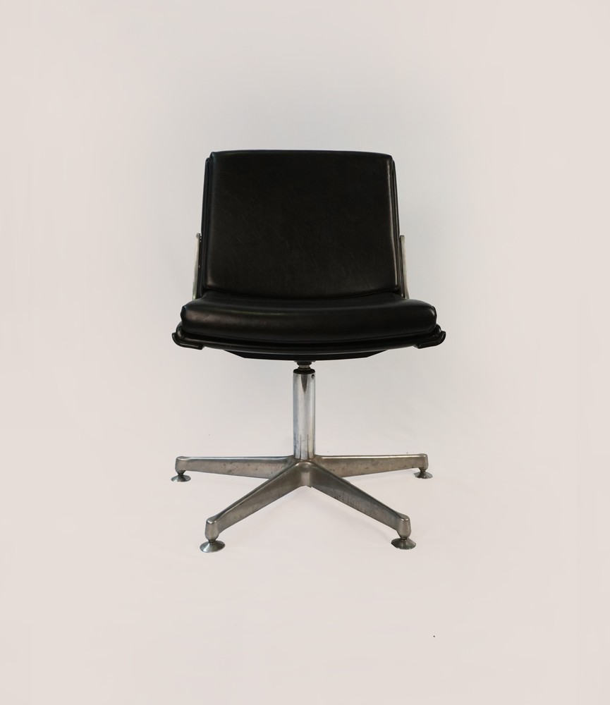 FOTEL BAUHAUS