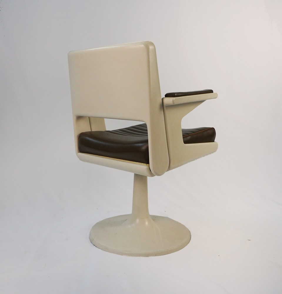 FOTEL SPACE AGE