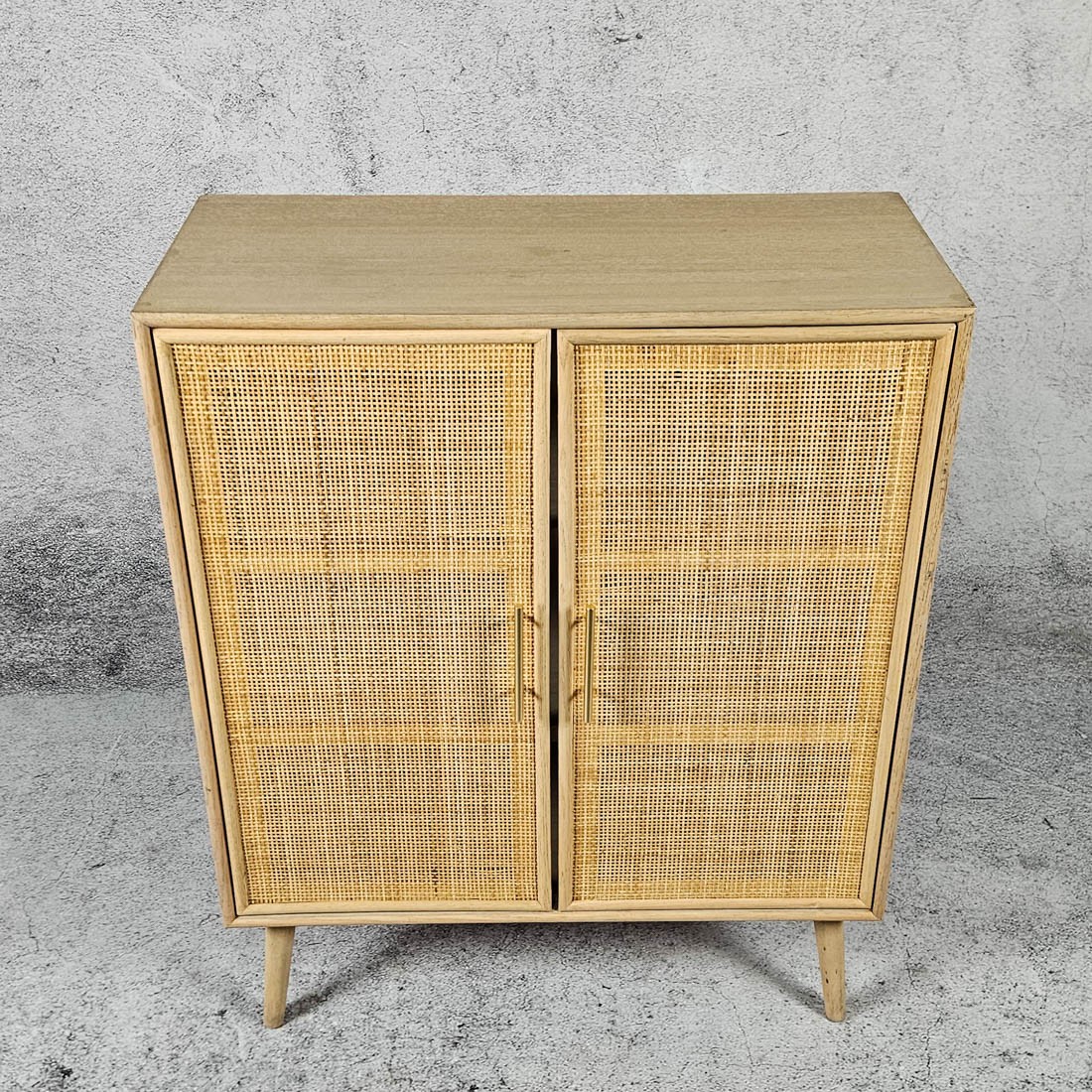 COMMODE CABINET