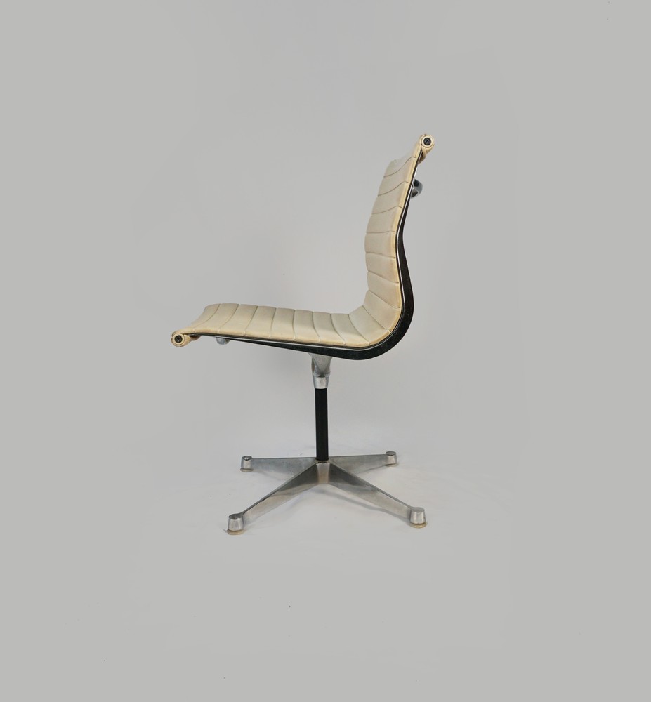 FOTEL HERMAN MILLER