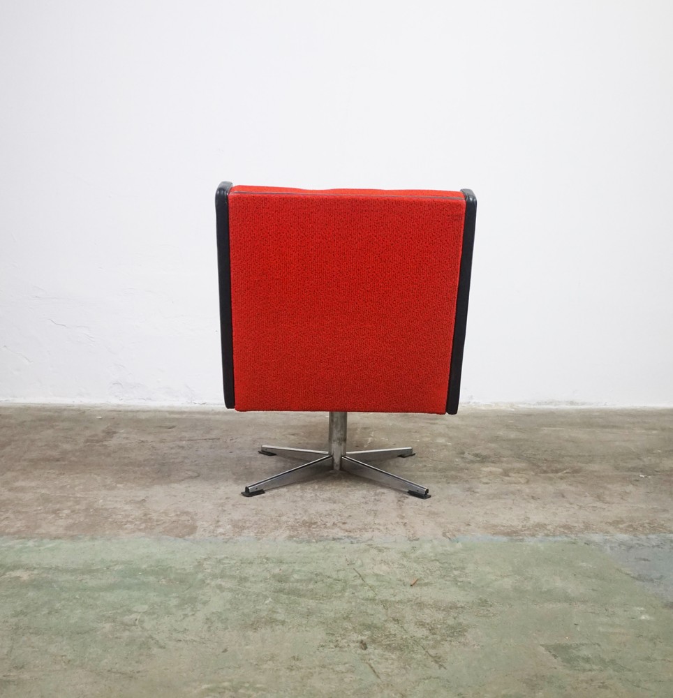 FOTEL RED & BLACK