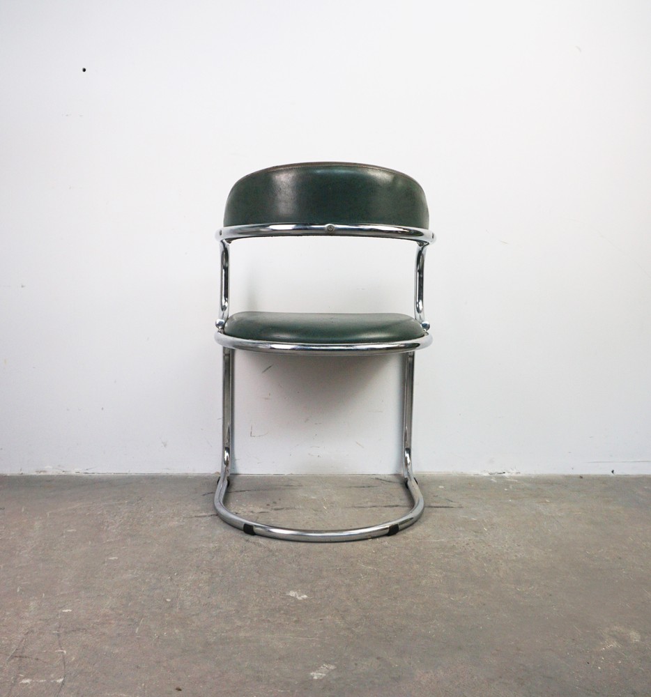 FOTEL BAUHAUS
