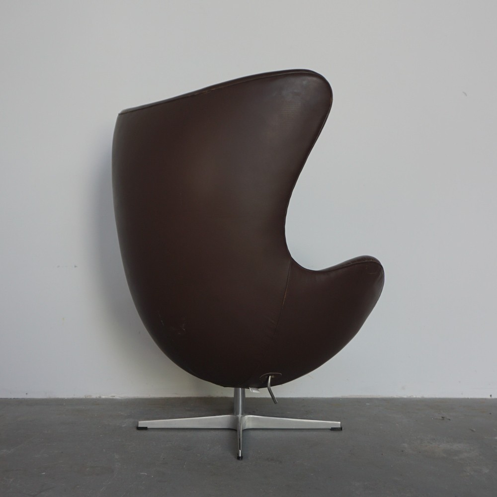EGG CHAIR - ARNE JACOBSEN - FRITZ HANSEN