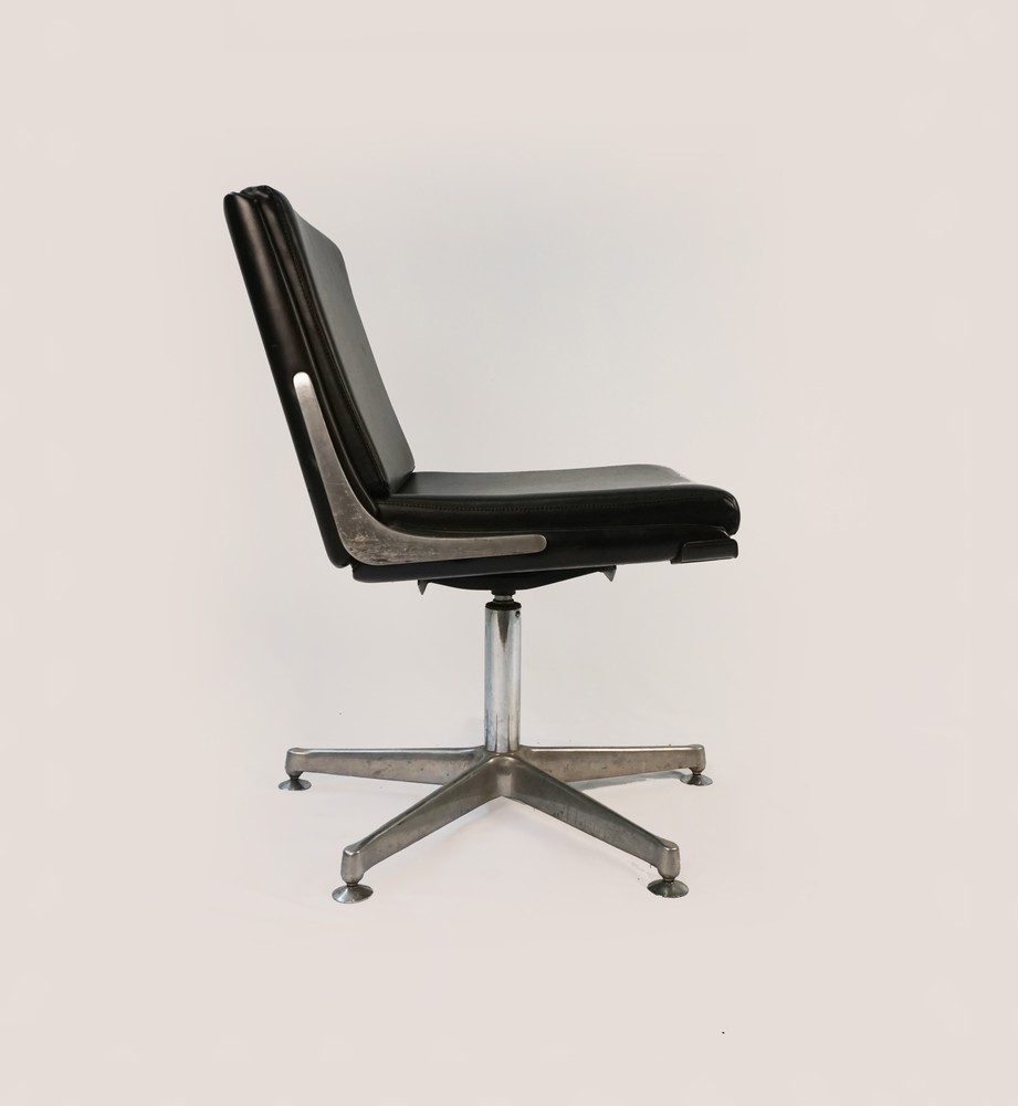 FOTEL BAUHAUS