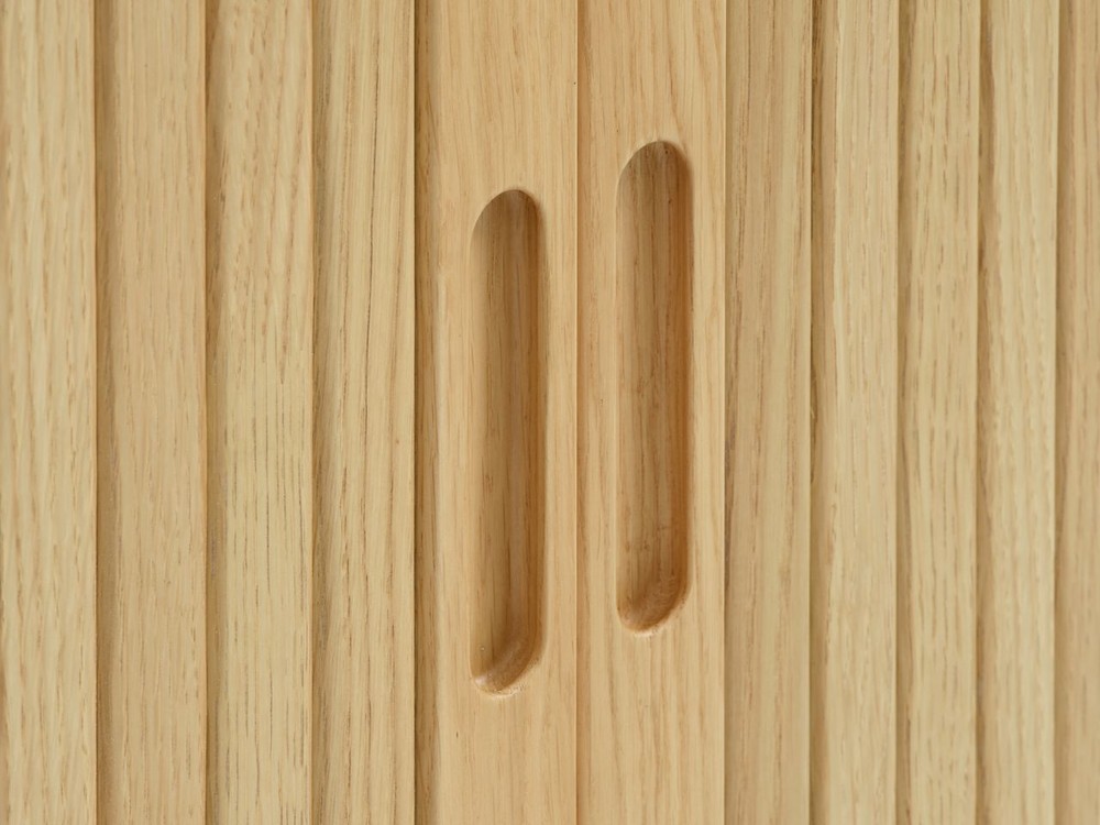 KOMODA LOUVER OAK