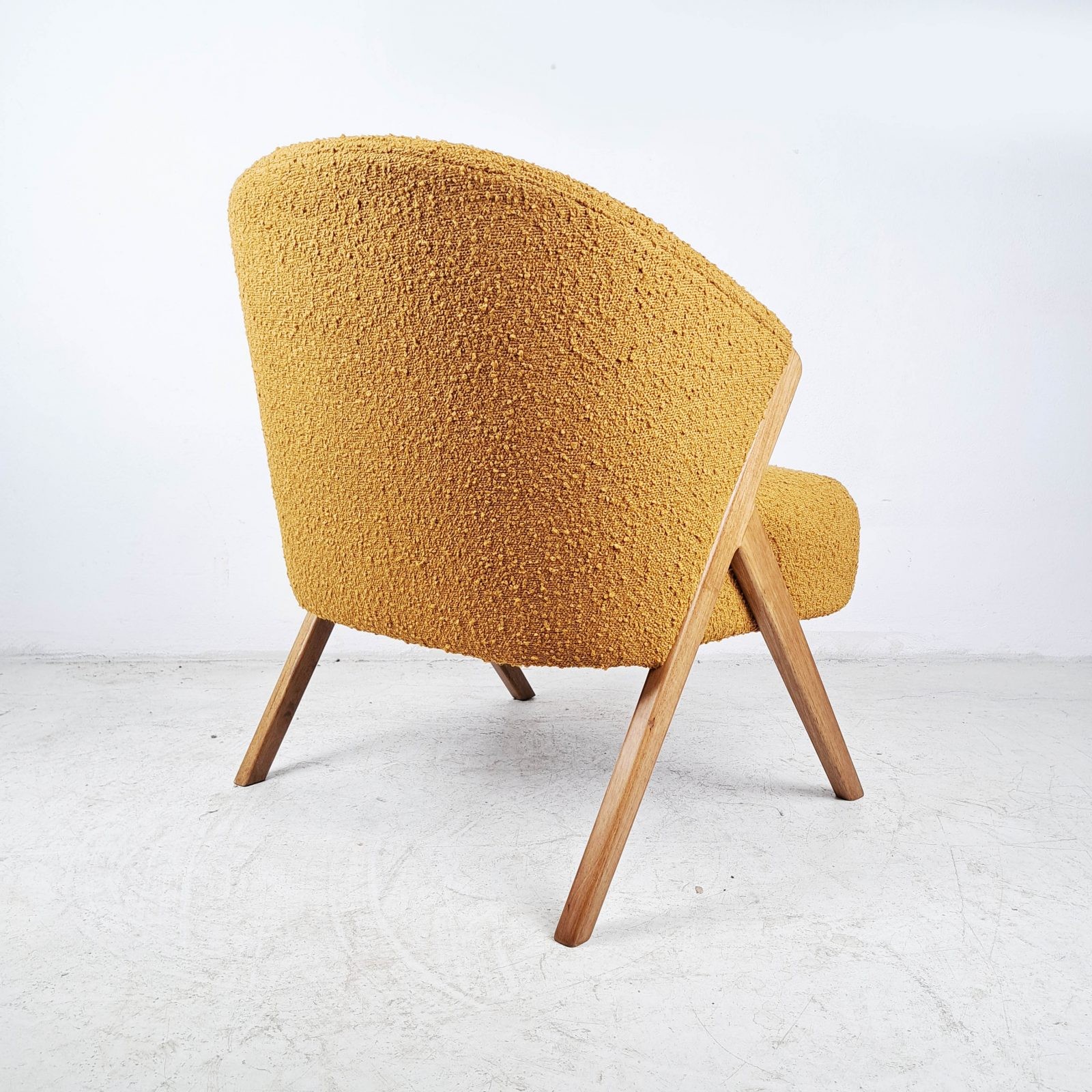 FOTEL BOUNCLE MUSTARD