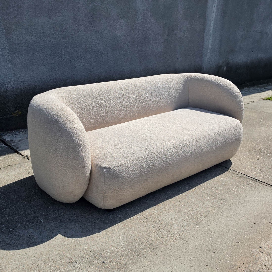KANAPA SOFA