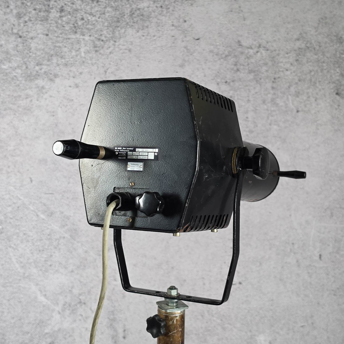 LAMPA FILMOWA