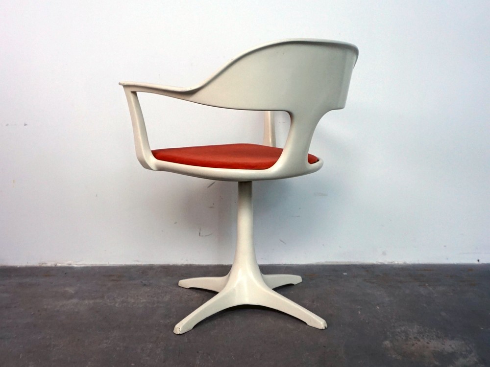 FOTEL SPACE AGE 'EMU'