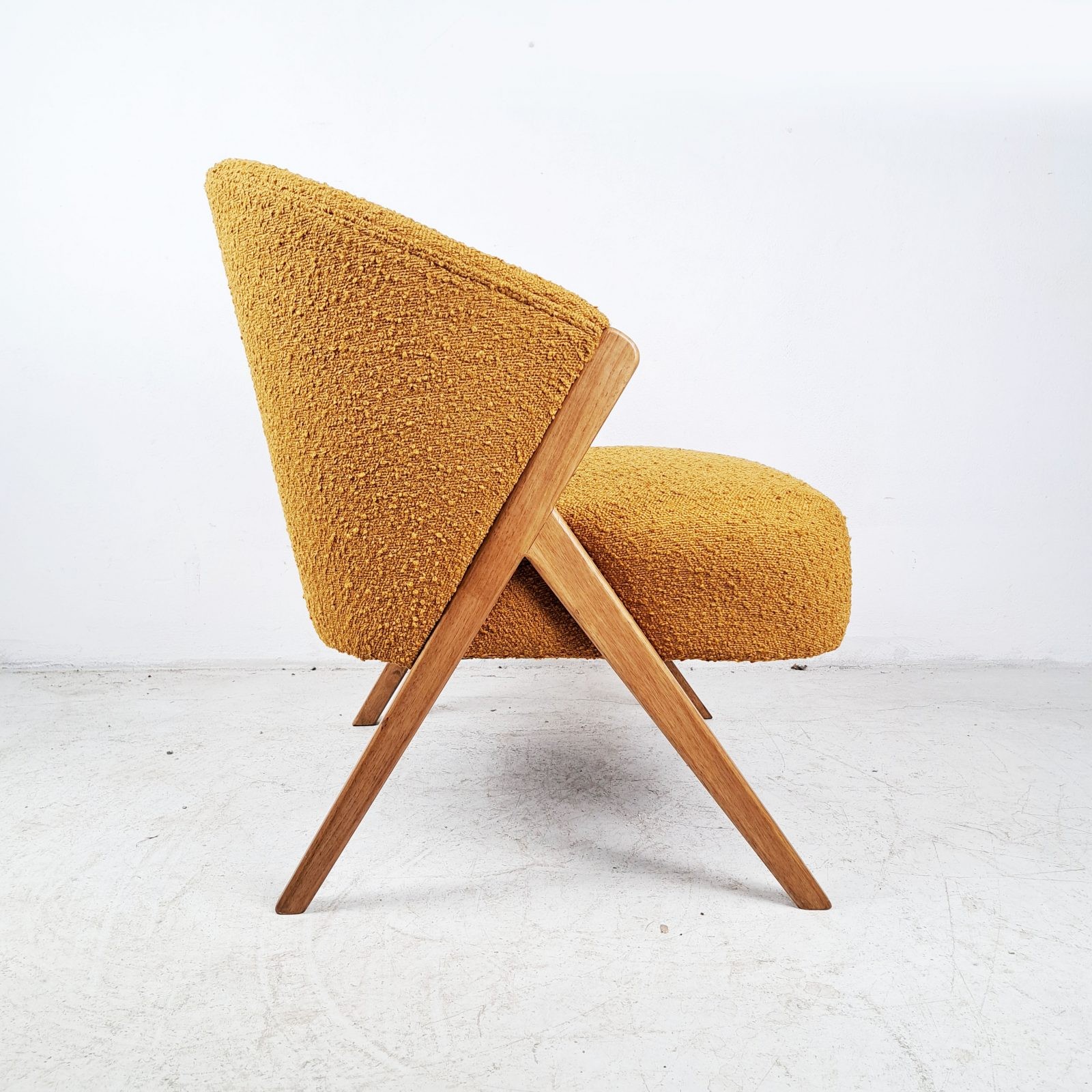 FOTEL BOUNCLE MUSTARD