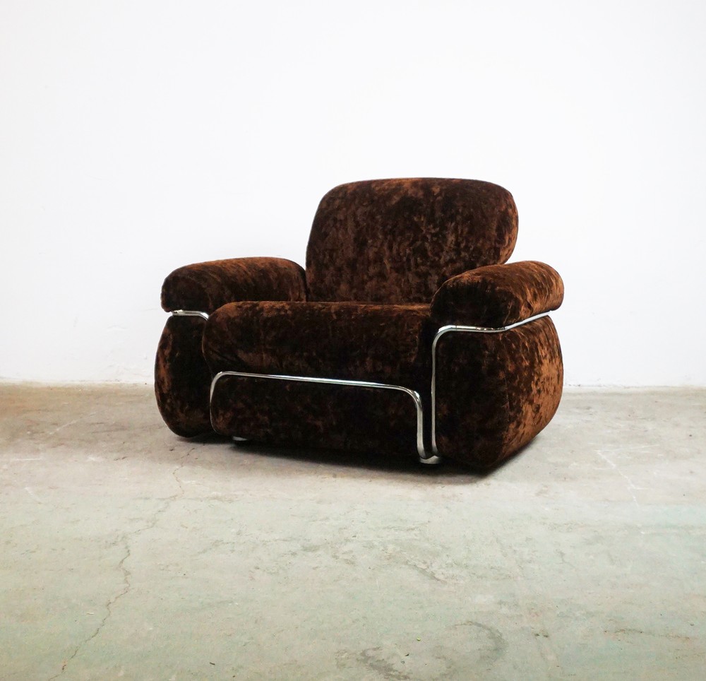 PLUSZOWY WŁOSKI FOTEL 70'S